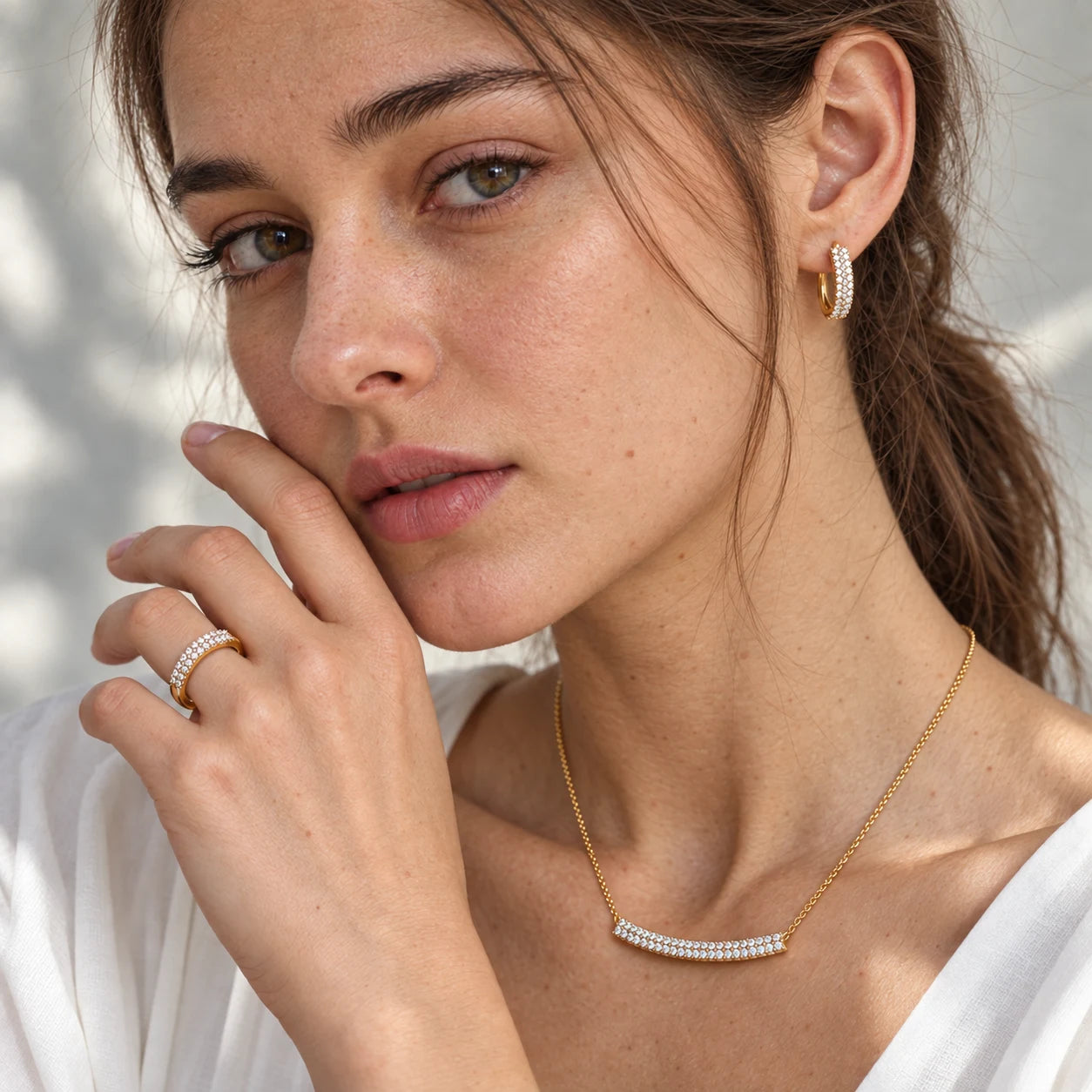 Model wearing the Lunara jewellery set